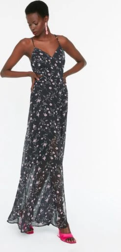 Trendyol Vrouwen Standaard Mouw V-hals A-lijn Jurk