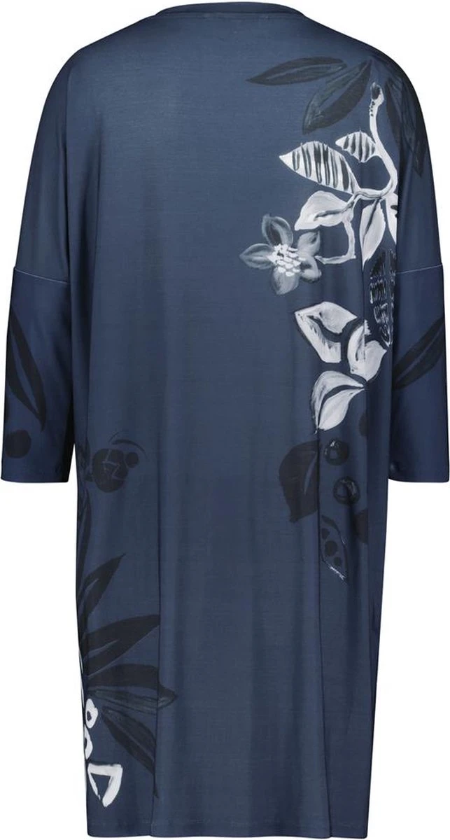 DIDI Dames Loose Dress Sandy Print In Darkblue With Eyecandy XXL Print. Maat 48 6 DIDI Dames Loose Dress Sandy Print In Darkblue With Eyecandy XXL Print. Maat 48 - Afbeelding 4