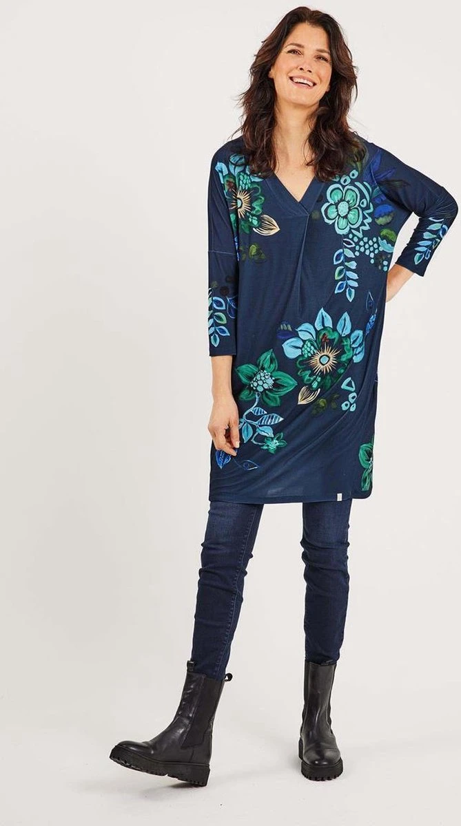DIDI Dames Loose Dress Sandy Print In Darkblue With Eyecandy Multi Maat 46 6 DIDI Dames Loose Dress Sandy Print In Darkblue With Eyecandy Multi Maat 46 - Afbeelding 4