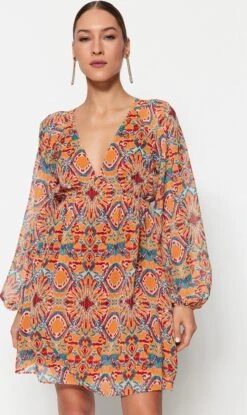 Trendyol Vrouwen Ballon Mouw V-hals Verschuiving Jurk 13 Trendyol Vrouwen Ballon Mouw V-hals Verschuiving Jurk -Trendsyol Winkel 715x1200