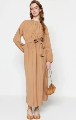 Trendyol Vrouwen Raglan Mouw Ronde Hals A-lijn Jurk