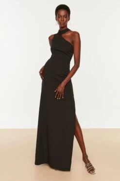 Trendyol Vrouwen Een Schouder Asymmetrische Kraag Verschuiving Avond- & Galajurk