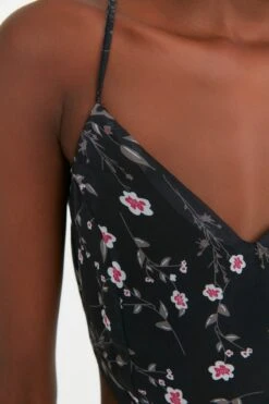 Trendyol Vrouwen Standaard Mouw V-hals A-lijn Jurk -Trendsyol Winkel 800x1200 124