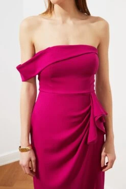 Trendyol Vrouwen Een Schouder Carmen Kraag Verschuiving Avond- & Galajurk 27 Trendyol Vrouwen Een Schouder Carmen Kraag Verschuiving Avond- & Galajurk -Trendsyol Winkel 800x1200 237