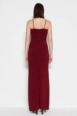 Trendyol Vrouwen Standaard Mouw Vierkante Kraag Verschuiving Avond- & Galajurk