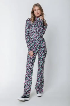 Colourful Rebel Neyo Cute Flower Peached Turtleneck Top - M -Trendsyol Winkel 800x1200 314