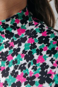 Colourful Rebel Neyo Cute Flower Peached Turtleneck Top - L 15 Colourful Rebel Neyo Cute Flower Peached Turtleneck Top - L -Trendsyol Winkel 800x1200 337