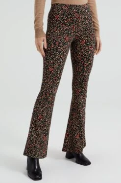 WE Fashion Meisjes Flared Legging Met Dessin 9 WE Fashion Meisjes Flared Legging Met Dessin -Trendsyol Winkel 800x1200 351
