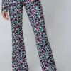 Colourful Rebel Cute Flower Peached Extra Flare Pants- Maat XL 2 Colourful Rebel Cute Flower Peached Extra Flare Pants- Maat XL -Trendsyol Winkel 800x1200 366