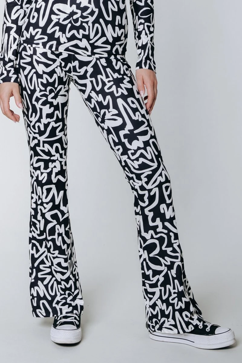 Colourful Rebel Marker Peached Extra Flare Pants - S 8 Colourful Rebel Marker Peached Extra Flare Pants - S - Afbeelding 6