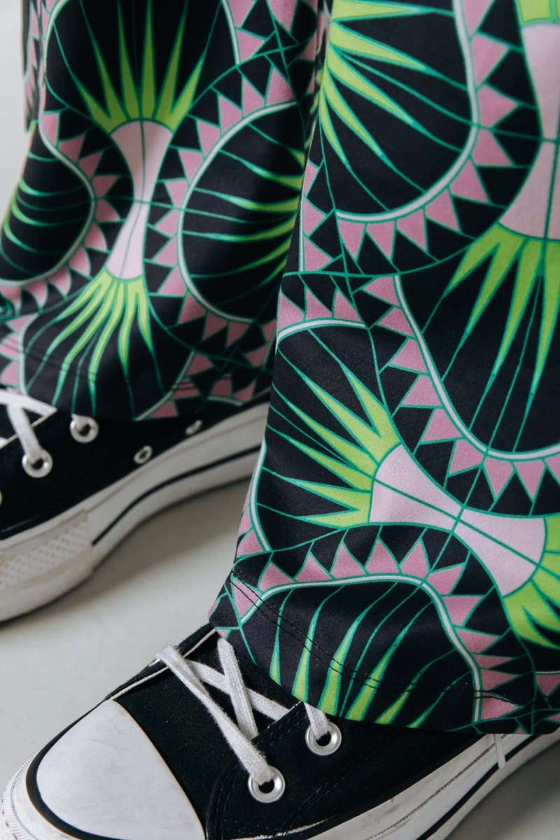 Colourful Rebel Graphic Peached Extra Flare Pants - XS 6 Colourful Rebel Graphic Peached Extra Flare Pants - XS - Afbeelding 4