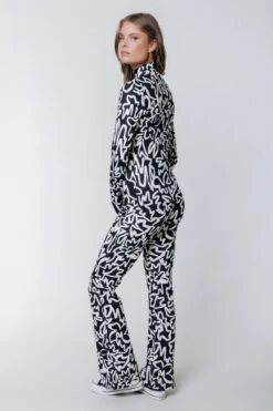 Colourful Rebel Marker Peached Extra Flare Pants - XS 16 Colourful Rebel Marker Peached Extra Flare Pants - XS -Trendsyol Winkel 800x1200 458