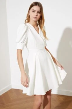 Trendyol Vrouwen Ballon Mouw Cache-coeur A-lijn Jurk