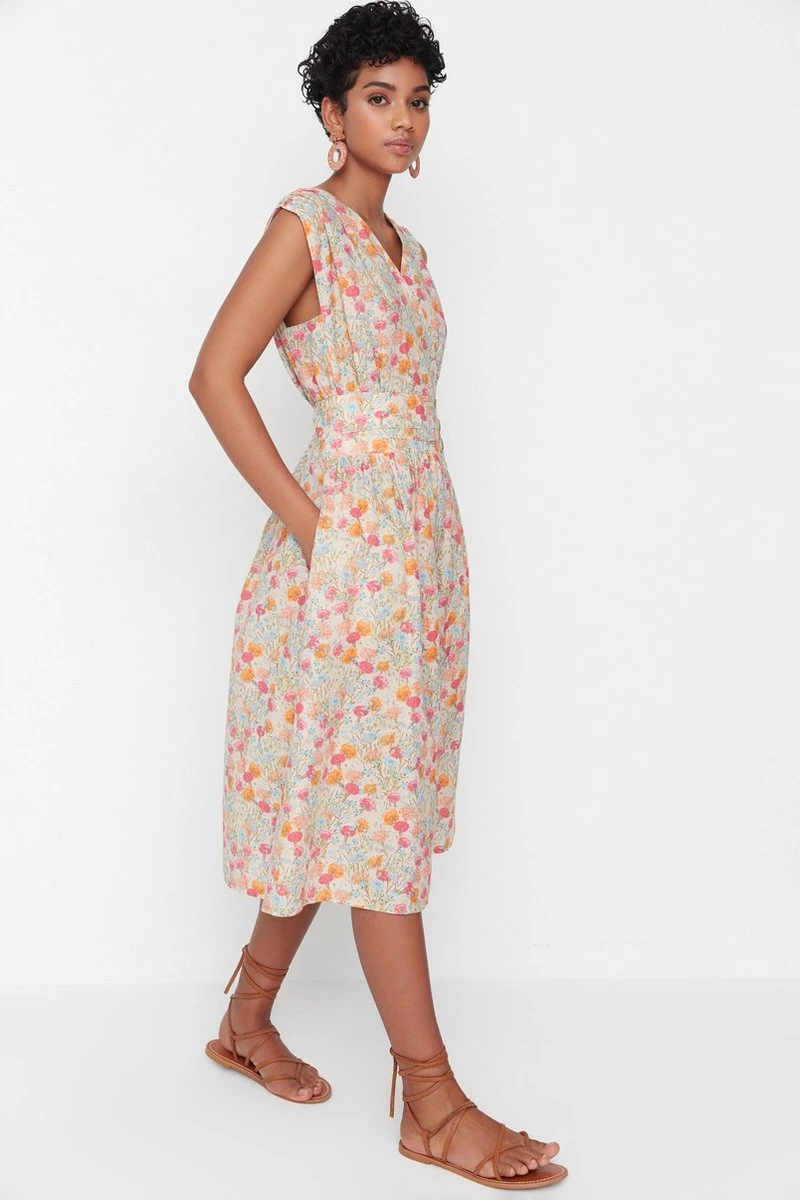 Trendyol Vrouwen Standaard Mouw Cache-coeur Schaatser Jurk 7 Trendyol Vrouwen Standaard Mouw Cache-coeur Schaatser Jurk - Afbeelding 5