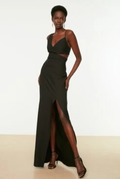 Trendyol Vrouwen Standaard Mouw V-hals Basis Avond- & Galajurk