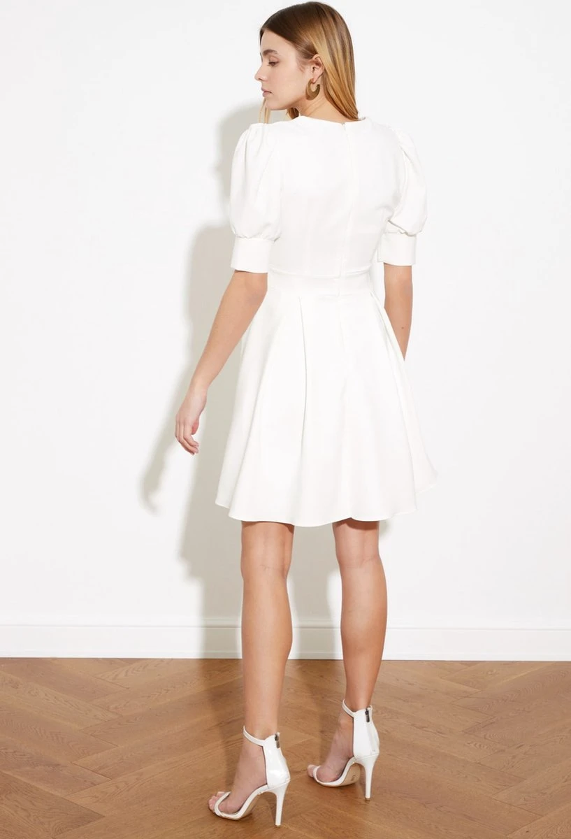 Trendyol Vrouwen Ballon Mouw Cache-coeur A-lijn Jurk 7 Trendyol Vrouwen Ballon Mouw Cache-coeur A-lijn Jurk - Afbeelding 5