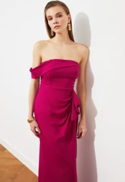 Trendyol Vrouwen Een Schouder Carmen Kraag Verschuiving Avond- & Galajurk 30 Trendyol Vrouwen Een Schouder Carmen Kraag Verschuiving Avond- & Galajurk -Trendsyol Winkel 824x1200 1