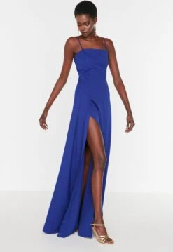 Trendyol Vrouwen Standaard Mouw Vierkante Kraag Verschuiving Avond- & Galajurk -Trendsyol Winkel 825x1200