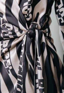 Colourful Rebel Lea Zebra Wrap Midi Dress- Maat L 26 Colourful Rebel Lea Zebra Wrap Midi Dress- Maat L -Trendsyol Winkel 835x1200 4