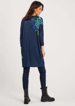 DIDI Dames Loose Dress Sandy Print In Darkblue With Eyecandy Multi Maat 48 11 DIDI Dames Loose Dress Sandy Print In Darkblue With Eyecandy Multi Maat 48 -Trendsyol Winkel 844x1200 1