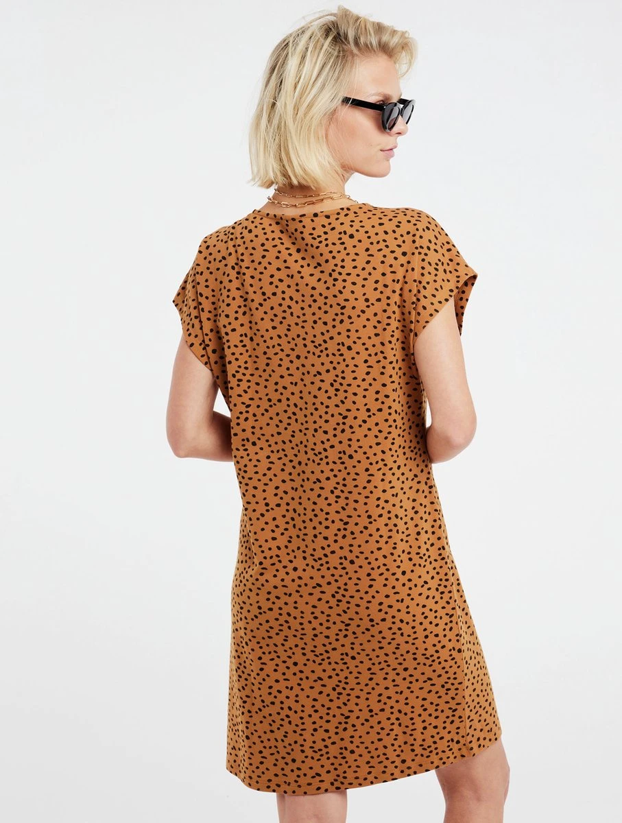 Protest Prtcatrina 23 T-shirtjurk Dames - Maat Xl/42 9 Protest Prtcatrina 23 T-shirtjurk Dames - Maat Xl/42 - Afbeelding 7